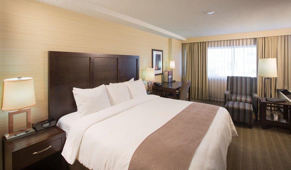 Delta Hotels By Marriott Saskatoon Downtown Bagian luar foto