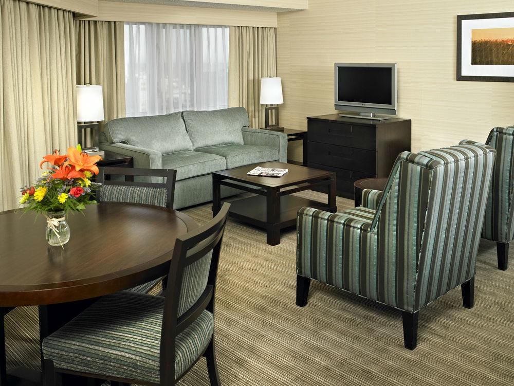 Delta Hotels By Marriott Saskatoon Downtown Bagian luar foto