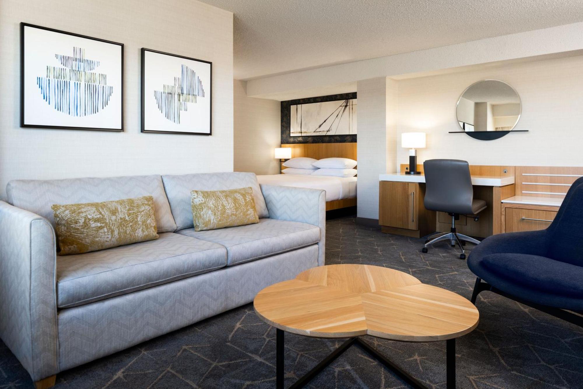 Delta Hotels By Marriott Saskatoon Downtown Bagian luar foto